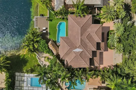 16795 NW 86th Court Miami Lakes FL 33016