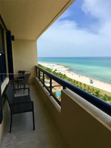 2555 Collins Avenue Miami Beach FL 33140