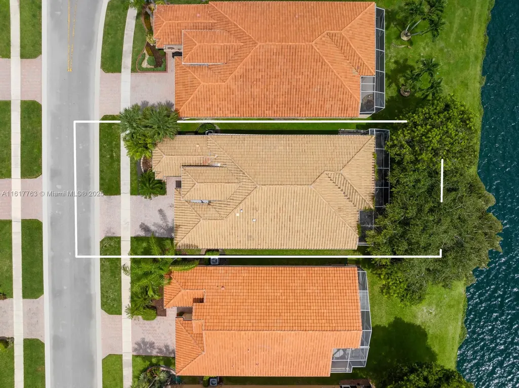 7688 Trapani Lane Boynton Beach FL 33472