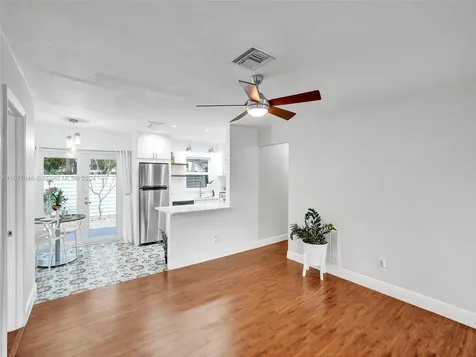 2232 NW 2nd Avenue Wilton Manors FL 33311