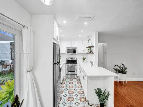 2232 NW 2nd Avenue Wilton Manors FL 33311