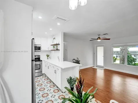 2232 NW 2nd Avenue Wilton Manors FL 33311