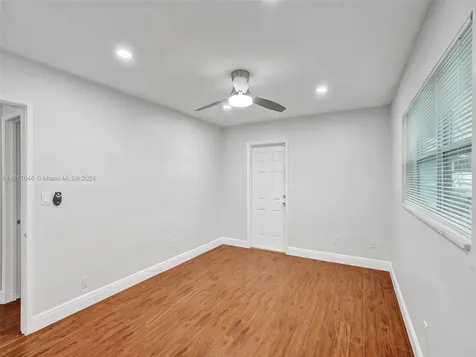 2232 NW 2nd Avenue Wilton Manors FL 33311