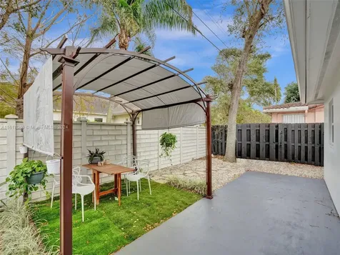 2232 NW 2nd Avenue Wilton Manors FL 33311