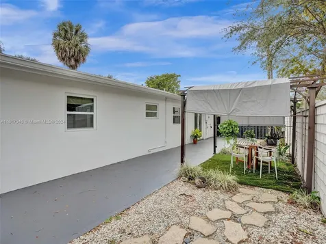 2232 NW 2nd Avenue Wilton Manors FL 33311