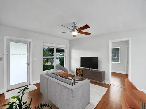 2232 NW 2nd Avenue Wilton Manors FL 33311