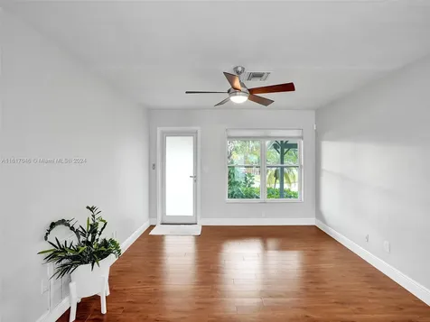 2232 NW 2nd Avenue Wilton Manors FL 33311
