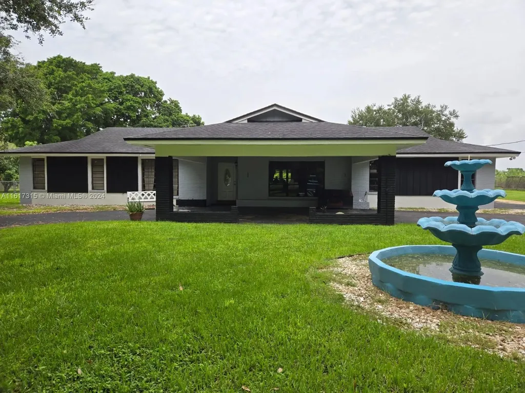 23000 SW 167th Avenue Miami FL 33170