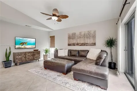 333 SW 187th Terrace Pembroke Pines FL 33029