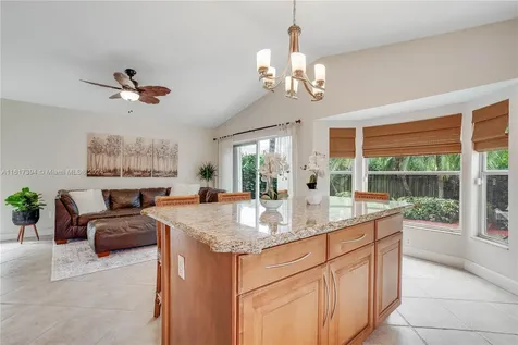 333 SW 187th Terrace Pembroke Pines FL 33029