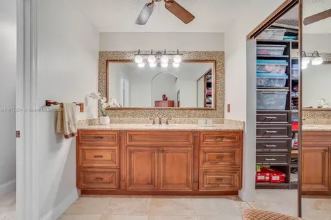 333 SW 187th Terrace Pembroke Pines FL 33029
