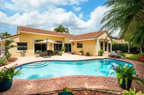 333 SW 187th Terrace Pembroke Pines FL 33029