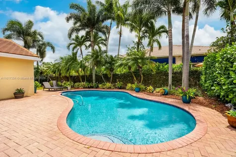 333 SW 187th Terrace Pembroke Pines FL 33029