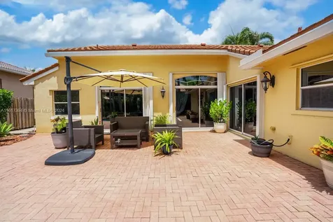 333 SW 187th Terrace Pembroke Pines FL 33029