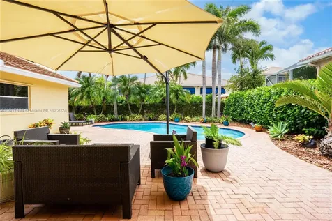 333 SW 187th Terrace Pembroke Pines FL 33029