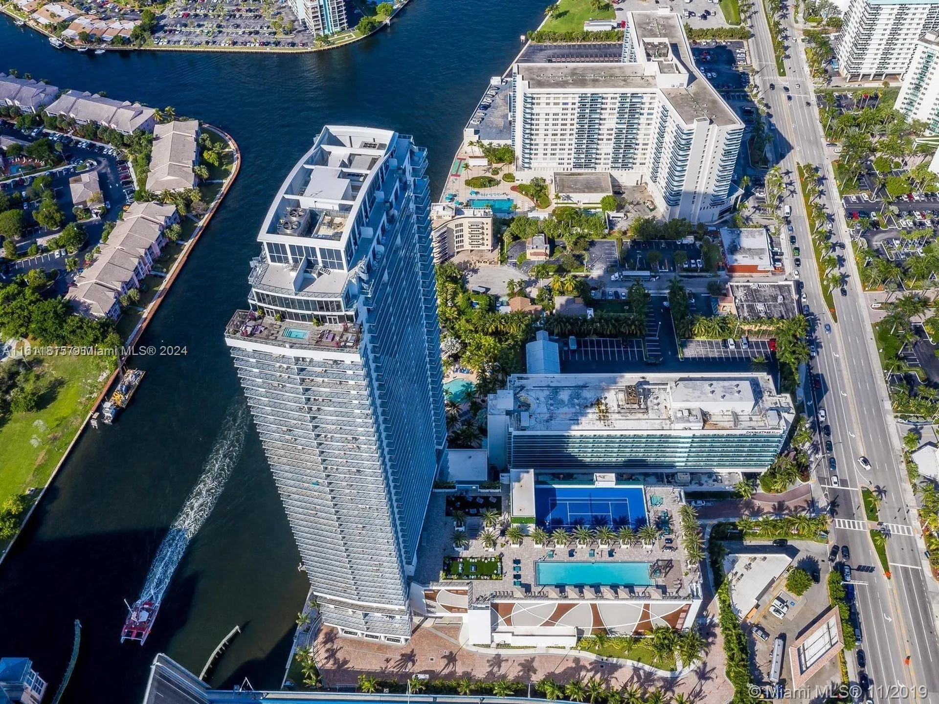 Hollywood FL 33019