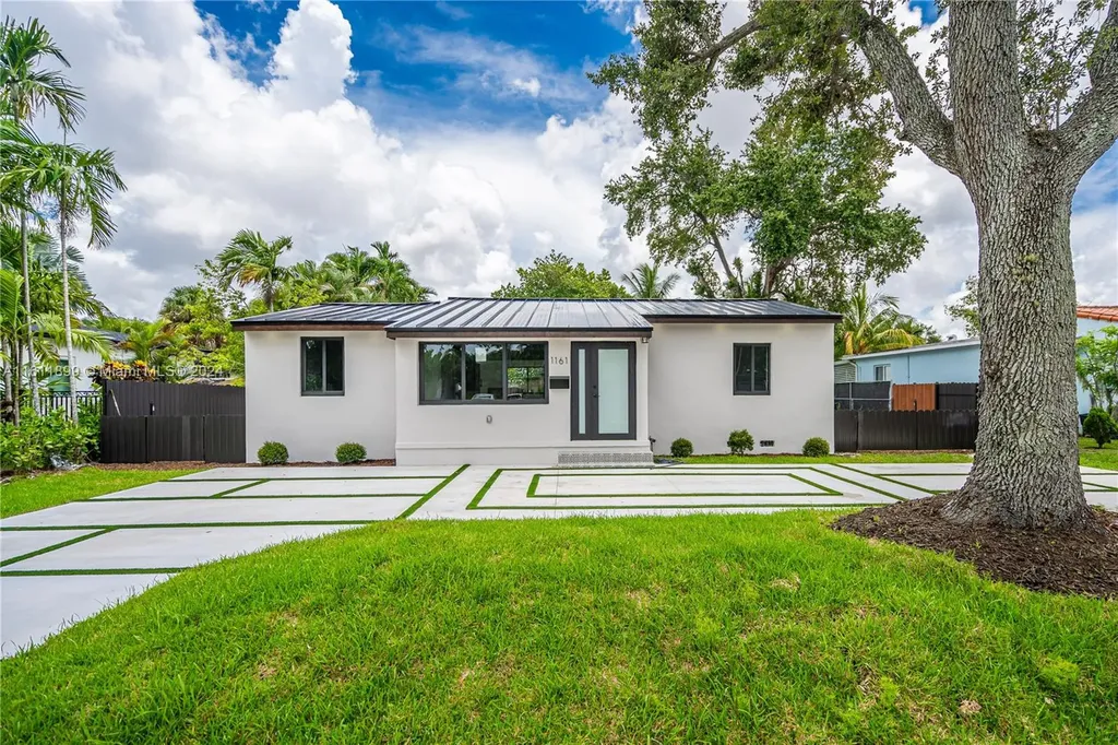 1161 Plover Avenue Miami Springs FL 33166