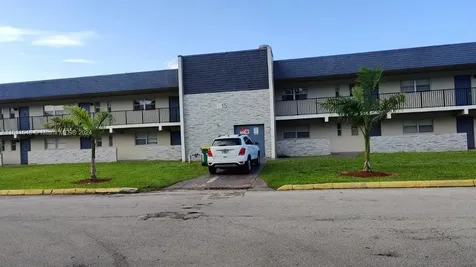 7925 S Colony Circle S Tamarac FL 33321