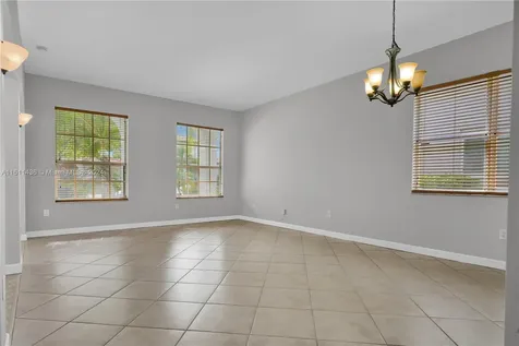 2123 NE 40th Road Homestead FL 33033