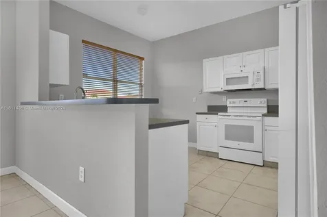 2123 NE 40th Road Homestead FL 33033