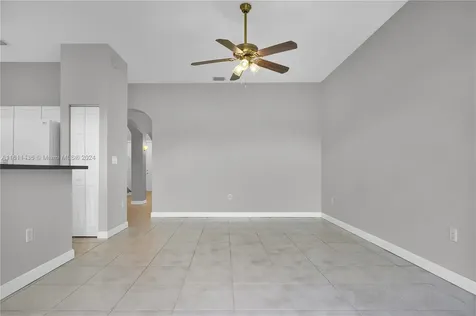2123 NE 40th Road Homestead FL 33033