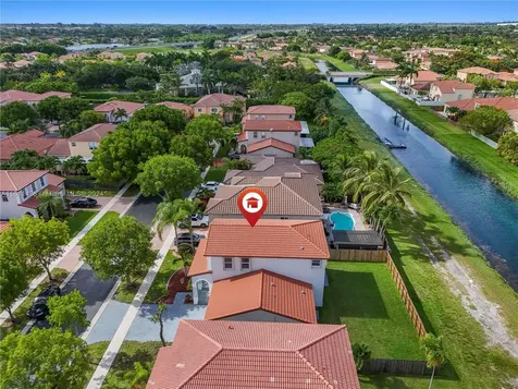 2123 NE 40th Road Homestead FL 33033