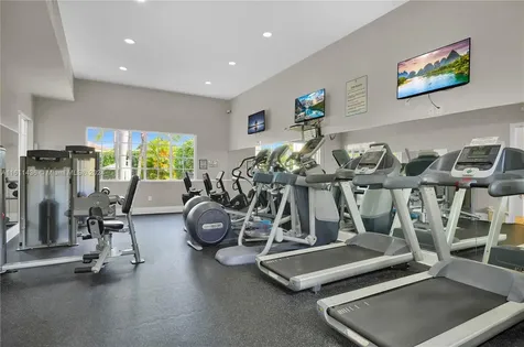 2123 NE 40th Road Homestead FL 33033