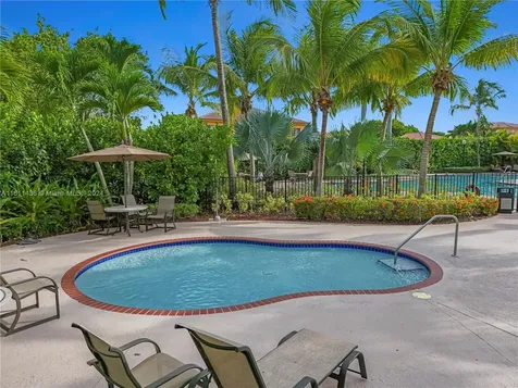 2123 NE 40th Road Homestead FL 33033