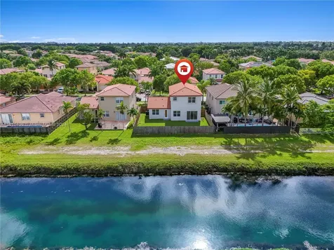 2123 NE 40th Road Homestead FL 33033