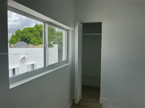 1020 SW 4th Street Miami FL 33130