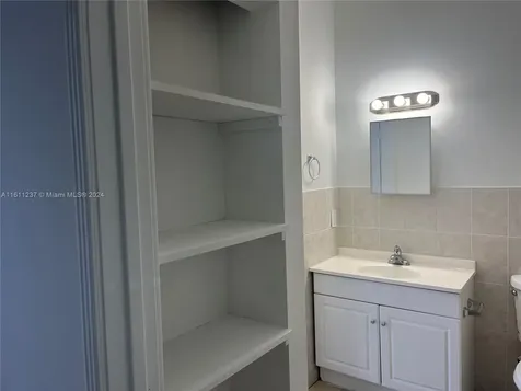 1020 SW 4th Street Miami FL 33130