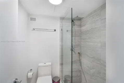 6039 Collins Avenue Miami Beach FL 33140