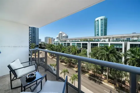 6039 Collins Avenue Miami Beach FL 33140