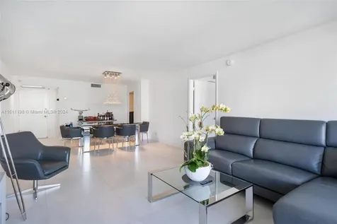 6039 Collins Avenue Miami Beach FL 33140