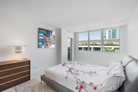 6039 Collins Avenue Miami Beach FL 33140