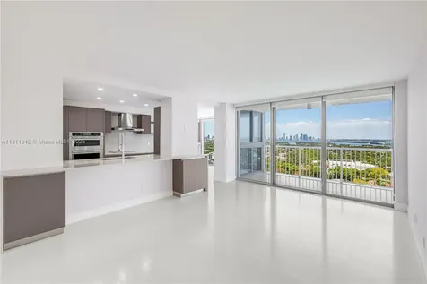 2655 Collins Avenue Miami Beach FL 33140