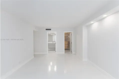 2655 Collins Avenue Miami Beach FL 33140