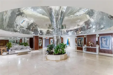 2655 Collins Avenue Miami Beach FL 33140