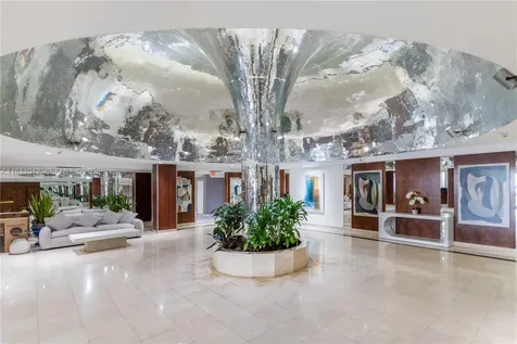 2655 Collins Avenue Miami Beach FL 33140
