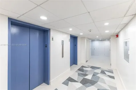 2655 Collins Avenue Miami Beach FL 33140