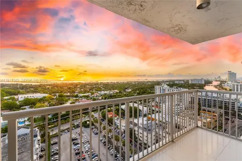 2655 Collins Avenue Miami Beach FL 33140
