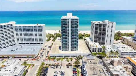 2655 Collins Avenue Miami Beach FL 33140