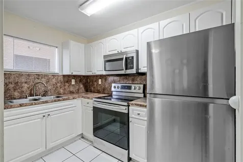 700 SE 9th Court Hialeah FL 33010