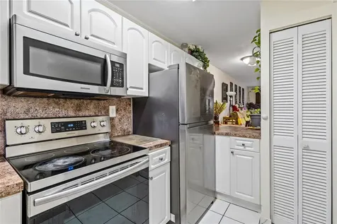 700 SE 9th Court Hialeah FL 33010