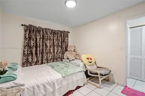 700 SE 9th Court Hialeah FL 33010