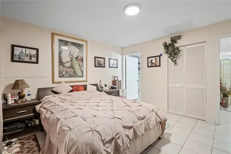 700 SE 9th Court Hialeah FL 33010