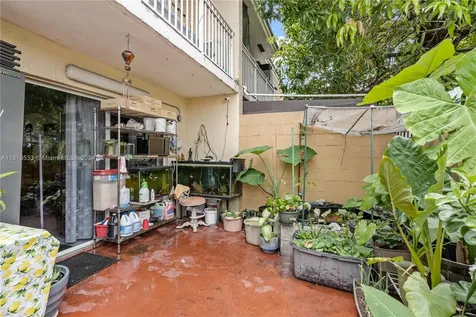 700 SE 9th Court Hialeah FL 33010
