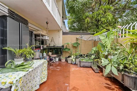700 SE 9th Court Hialeah FL 33010