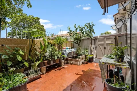 700 SE 9th Court Hialeah FL 33010