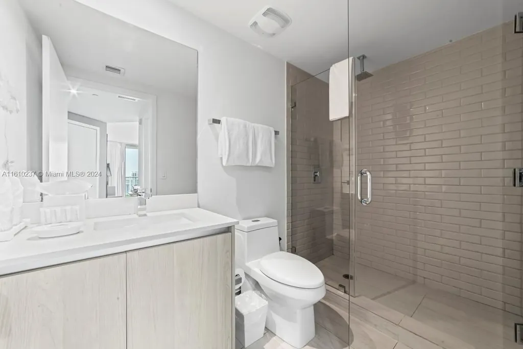 4010 S Ocean Drive Hollywood FL 33019